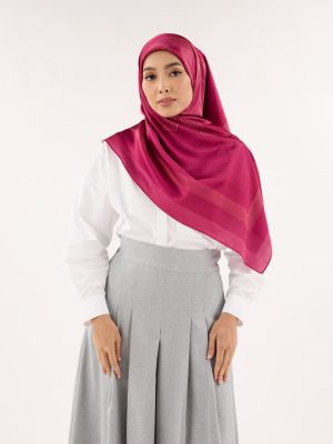 avery magenta printed square satin scarf