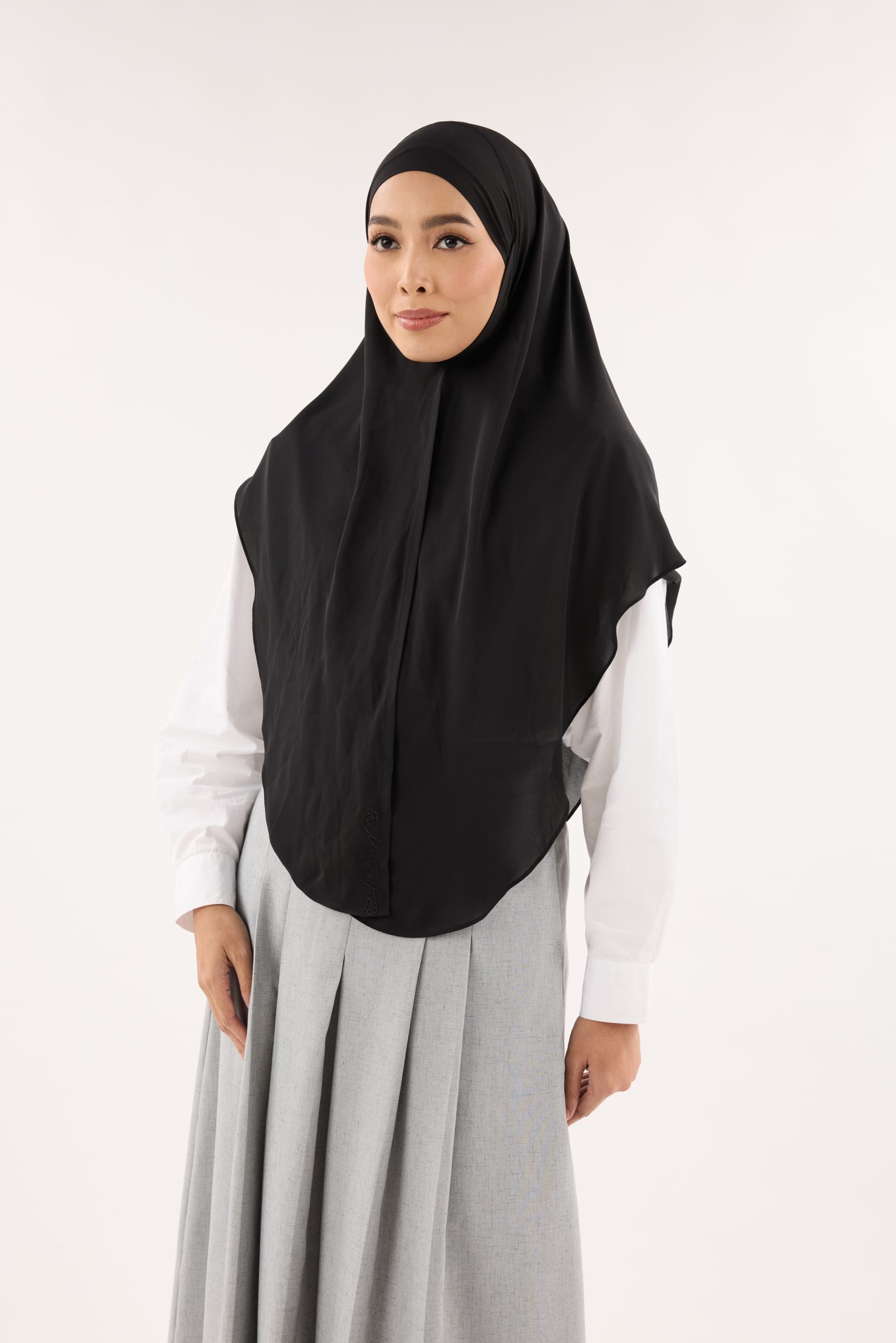 saja black instant hijab