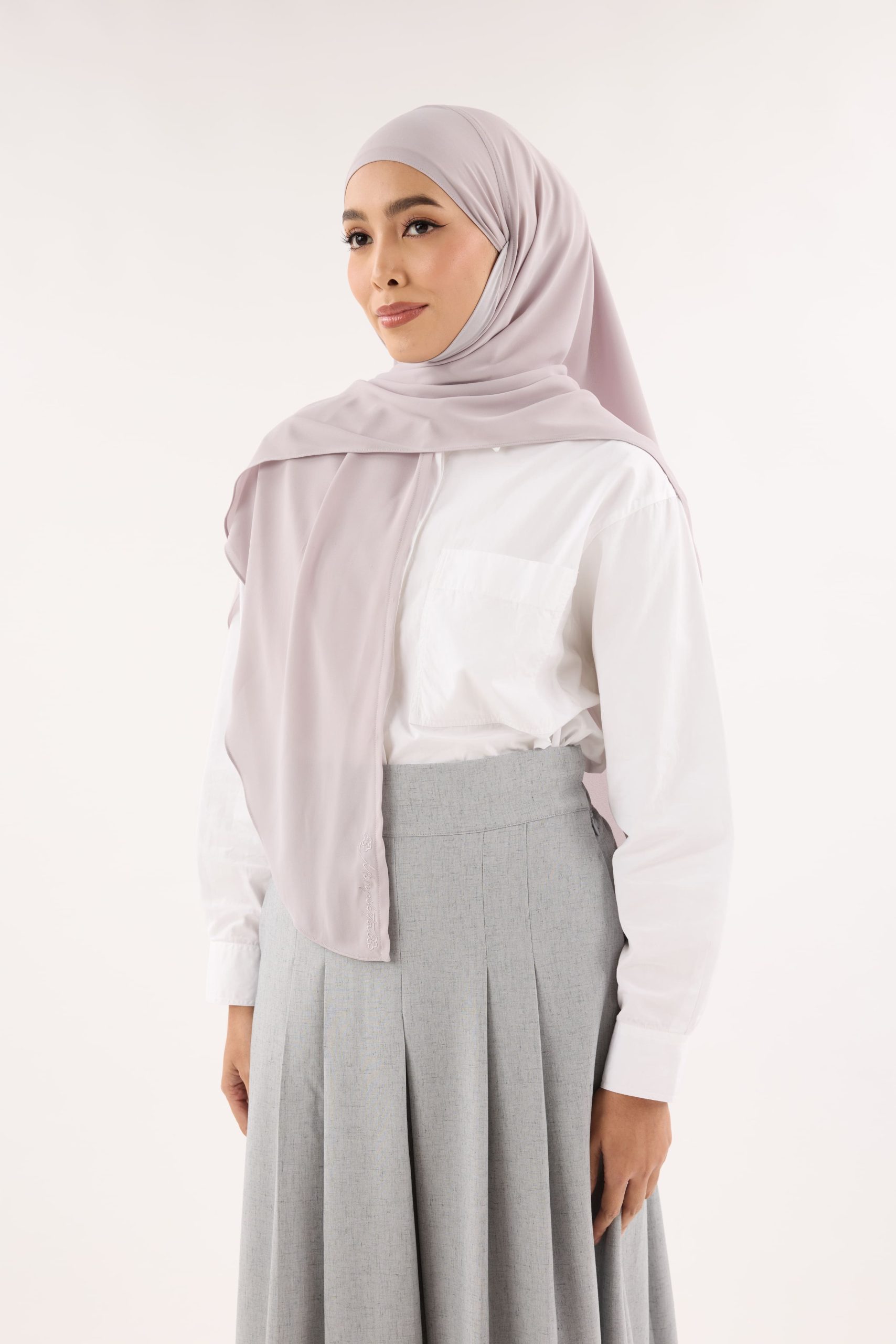 saja ash grey instant hijab