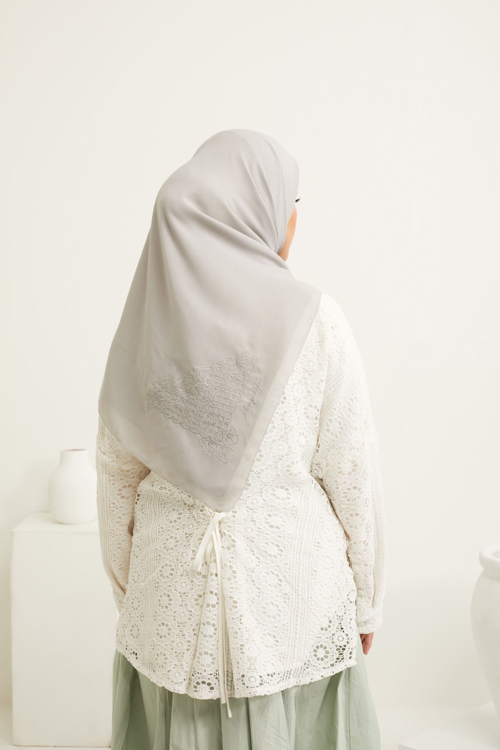 sajwa grey square voile scarf (45 inch)