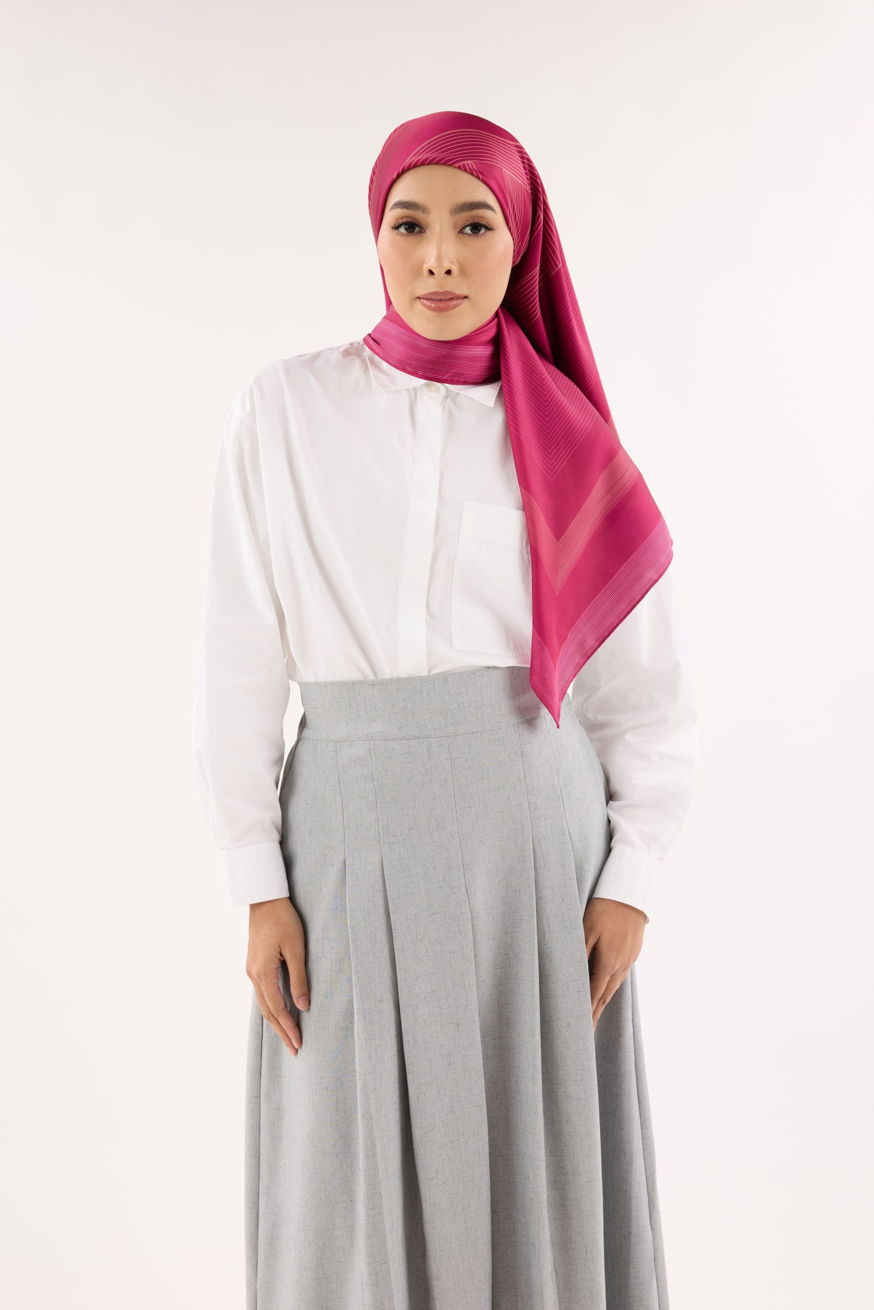 avery magenta printed square satin scarf