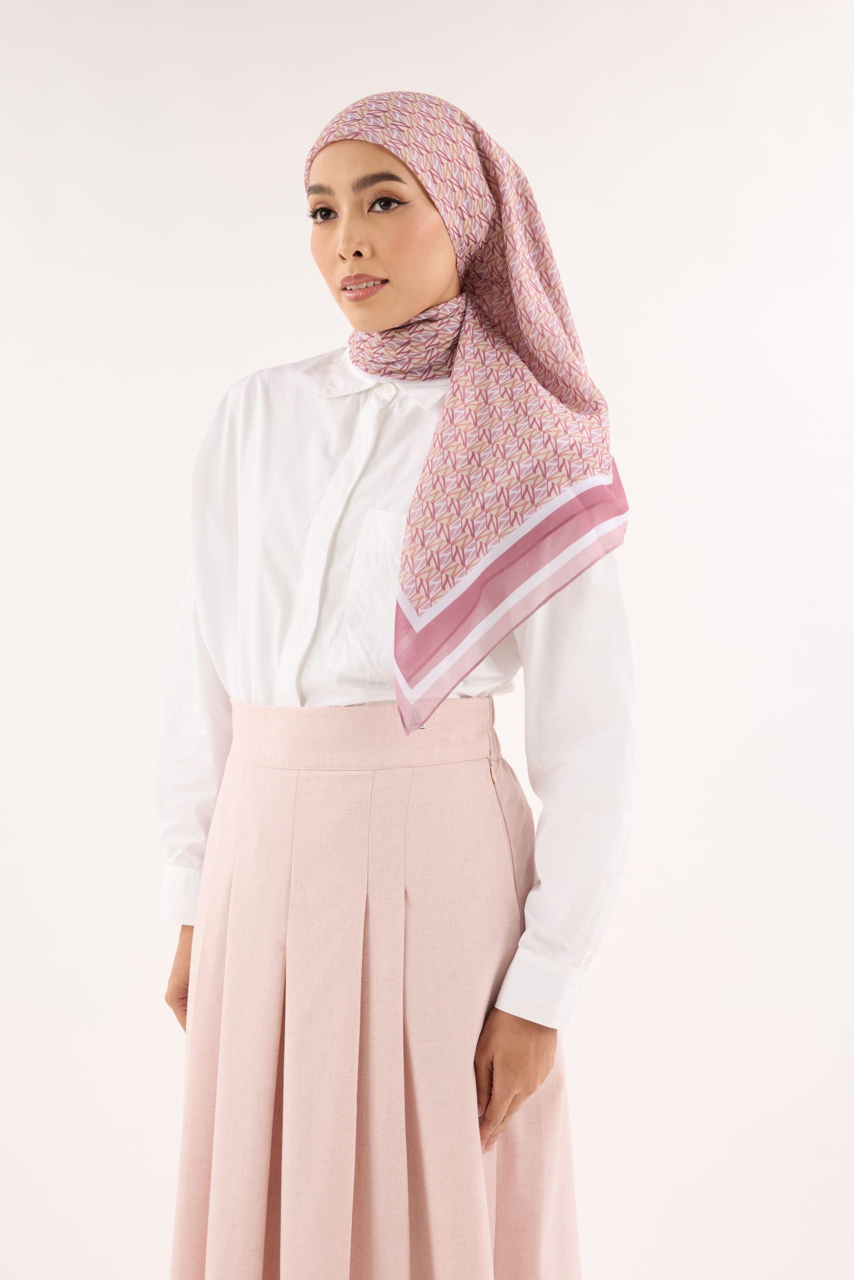 arica deep blush emblem square scarf