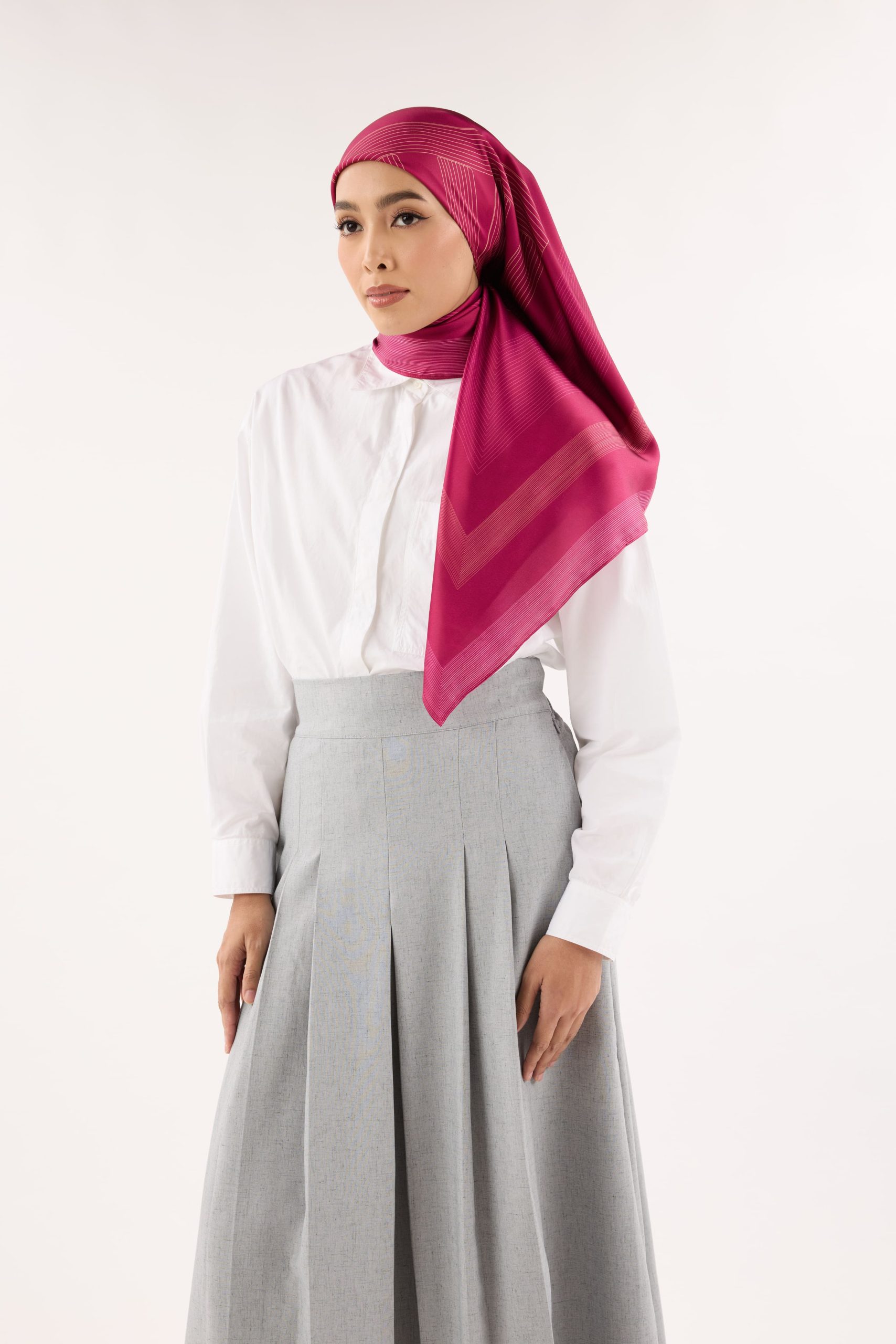 avery magenta printed square satin scarf