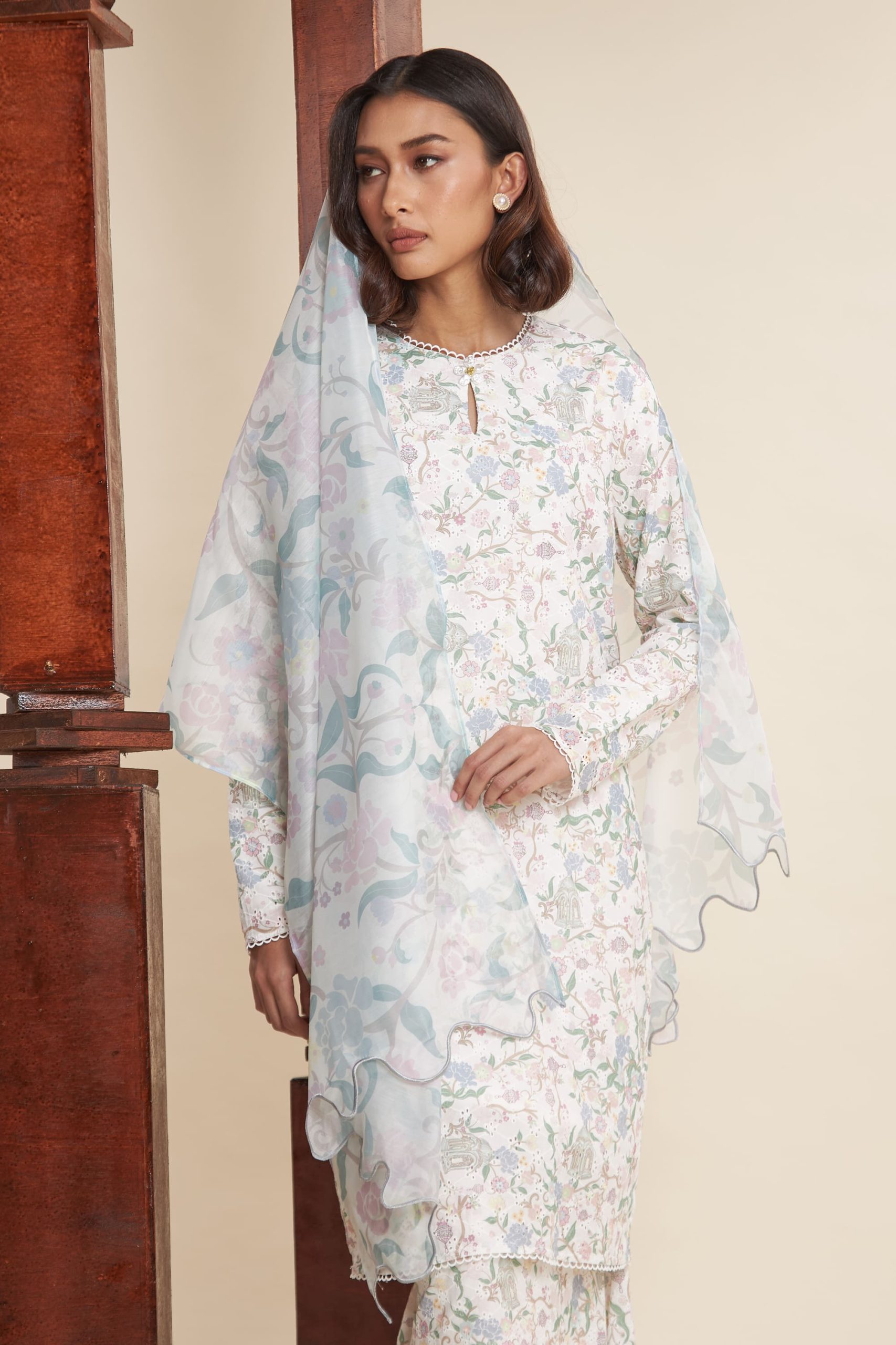 Katrina White Textured Modern Kurung Set