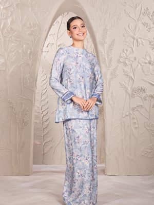 Nelia baju kurung in blue