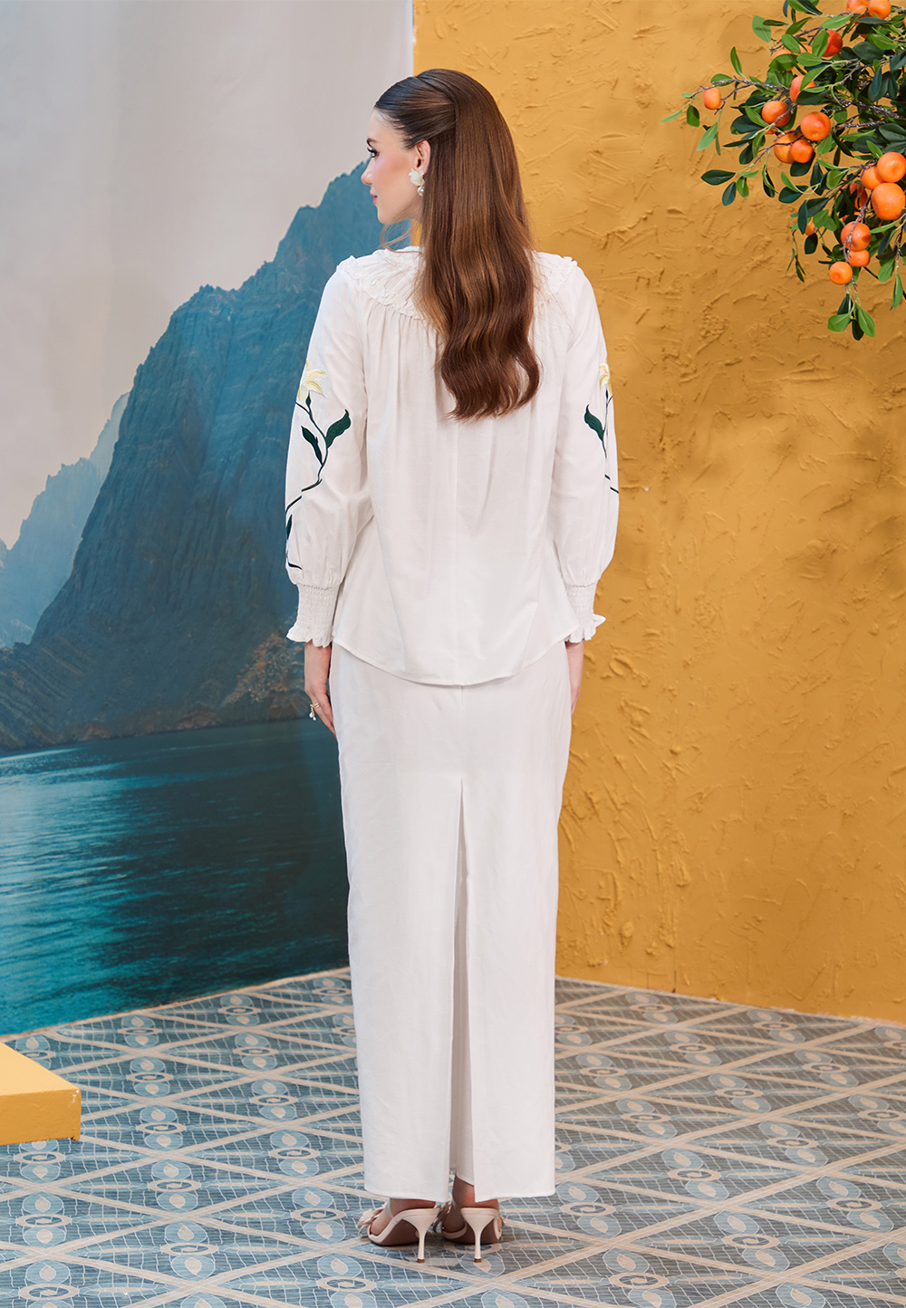 Surya baju kurung in white - Image 4