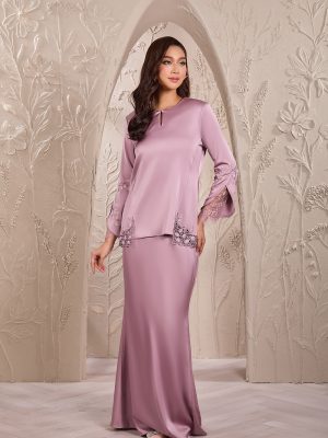 Ayline baju kurung in pink nectar