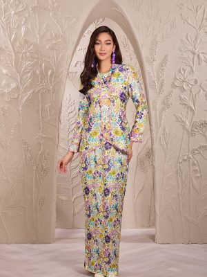 Danielle baju kurung in mustard gold