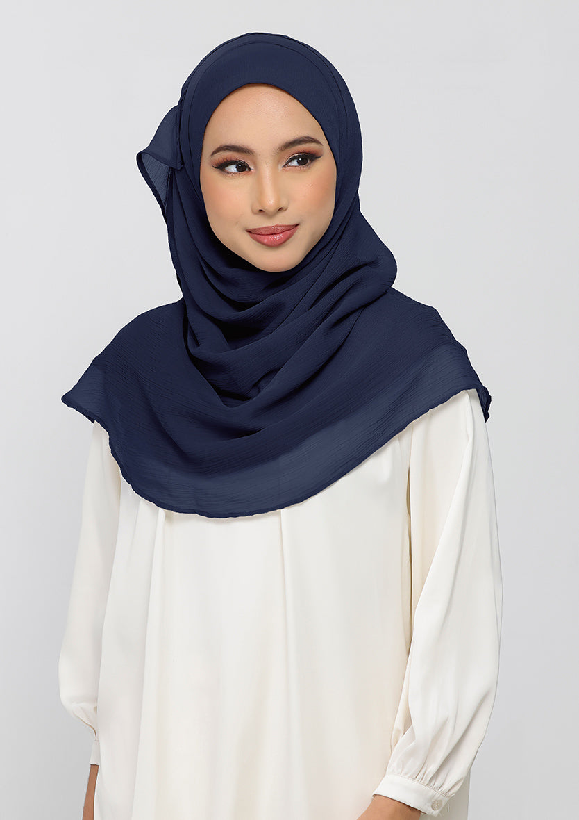 navy instant hijab with inner