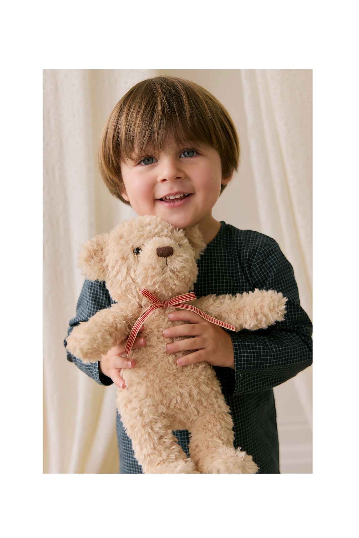 snuggle bunnies arthur the bear red stripe ribbon bow