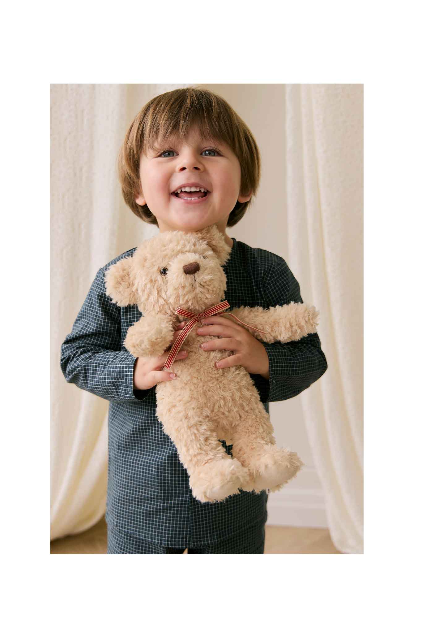 snuggle bunnies arthur the bear red stripe ribbon bow